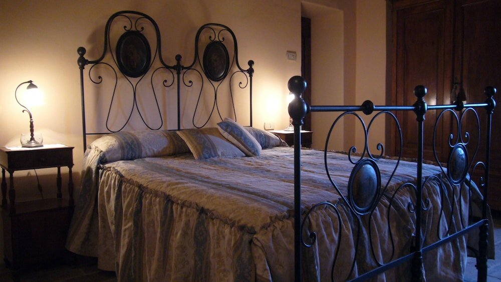 Фото Borgo Storico Cisterna