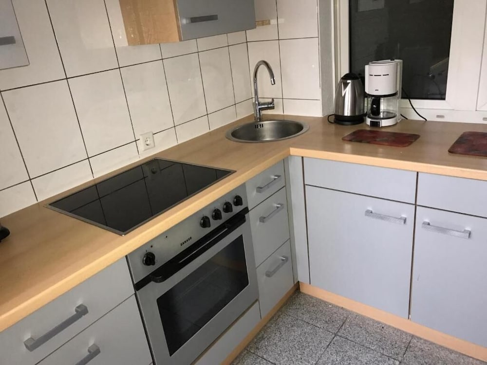 Фото A&s Ferienwohnungen Bonnerstraße 62