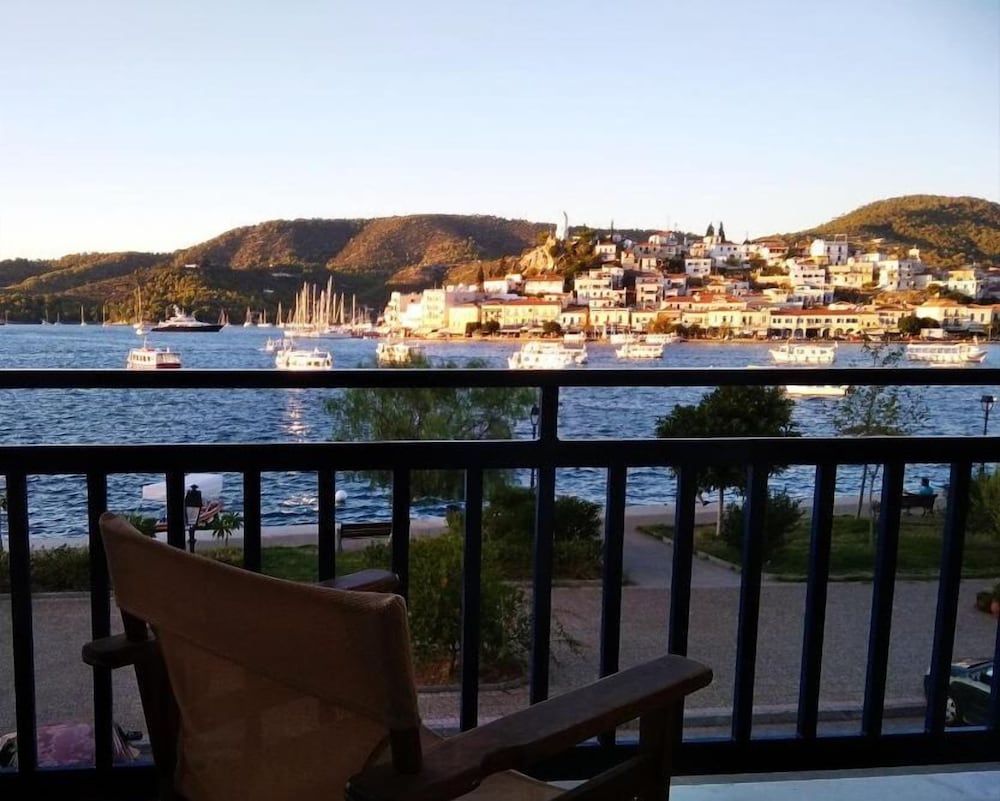 Фото Bissias Guest House