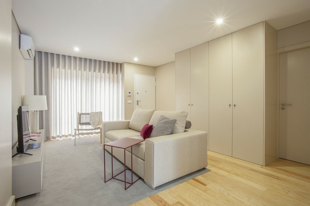 Фото Liiiving In Porto Luxury Boutique Apart