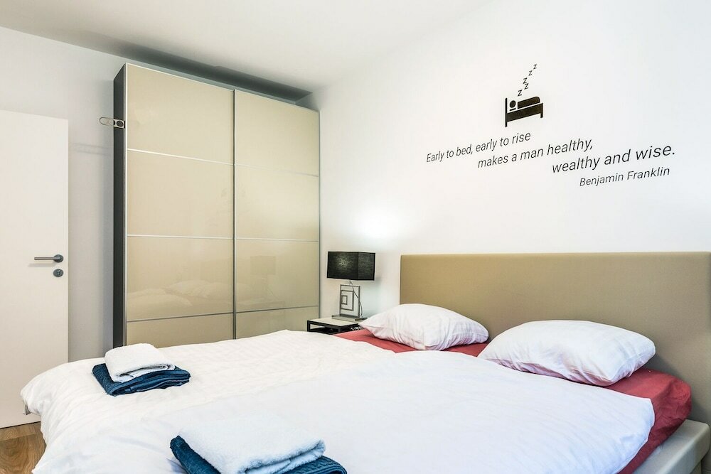 Фото Modern 2bdr Apartment in Old Town- Best Location