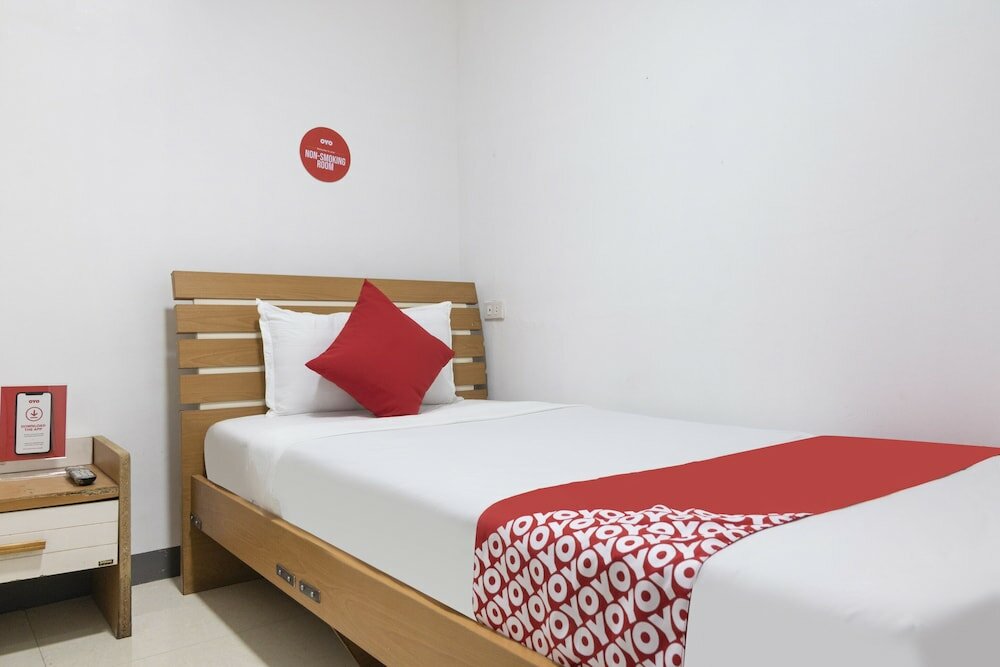 Фото Oyo 416 Lucky Hotel