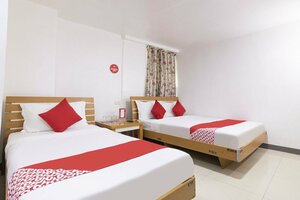 Гостиница Oyo 416 Lucky Hotel