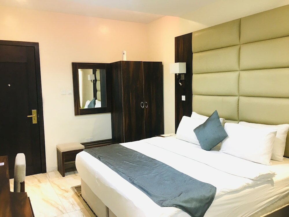 Фото Ponte Vedra Hotel And Suite