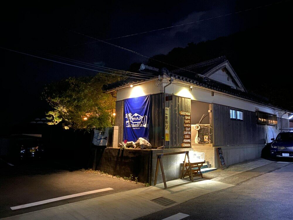 Фото Guest House & Bar Diamond Head