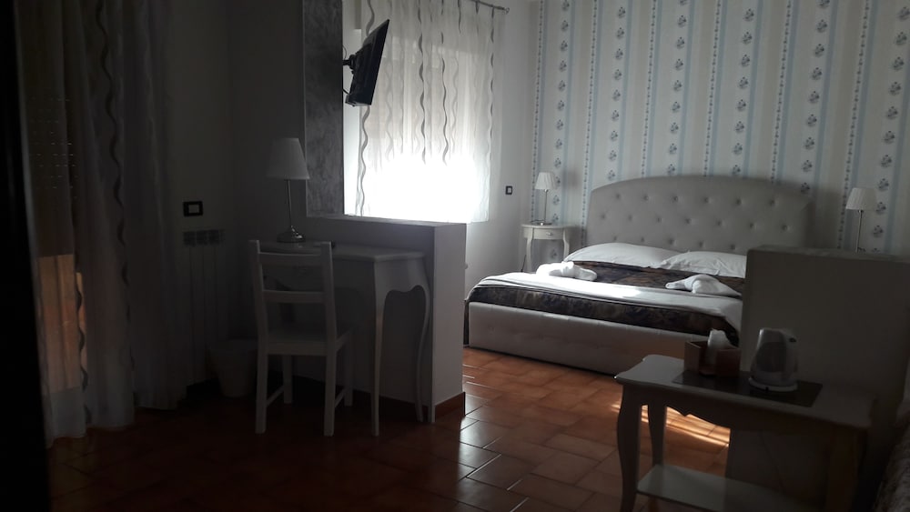 Фото Dimoramuri B&b