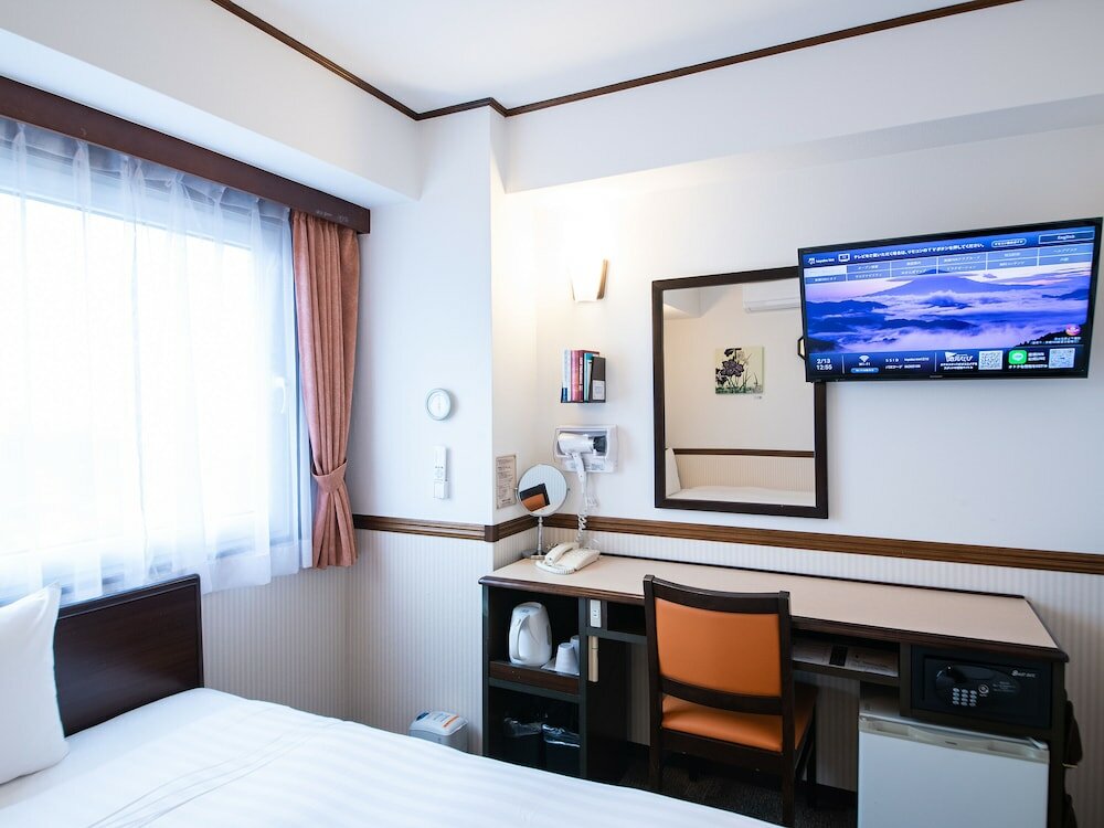 Фото Toyoko Inn Nagoya Meieki Minami