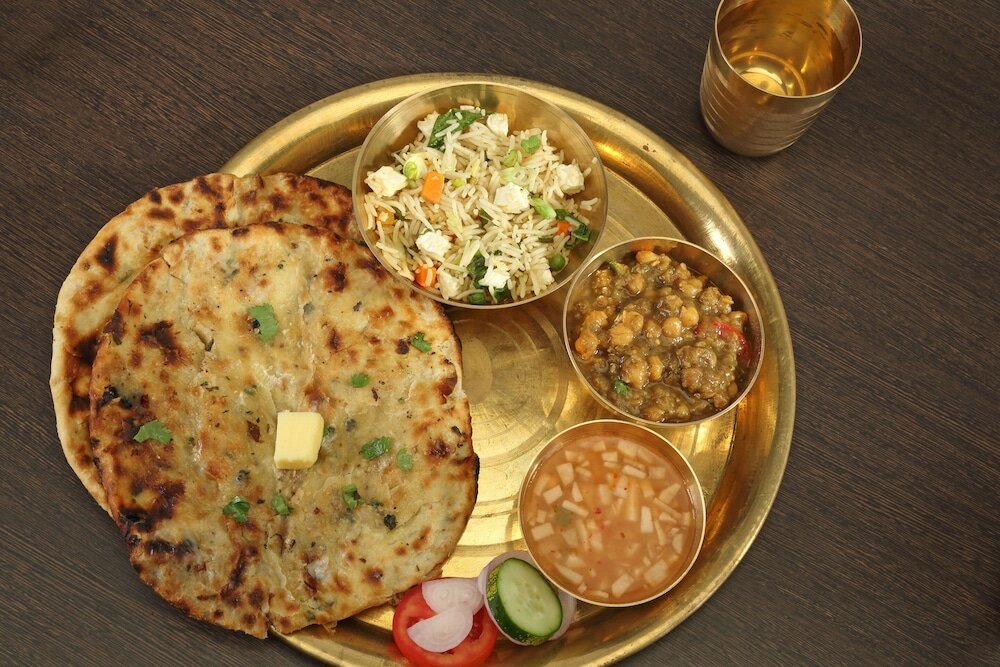 Фото Oyo 16379 Hotel LivInn Hub