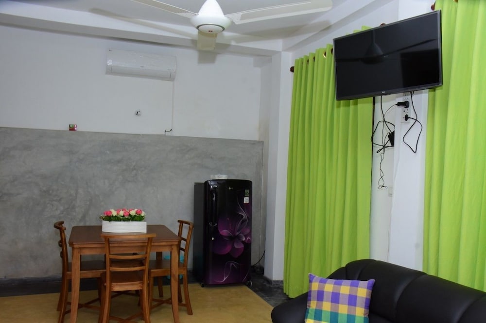 Фото Villa Blue Water Hikkaduwa