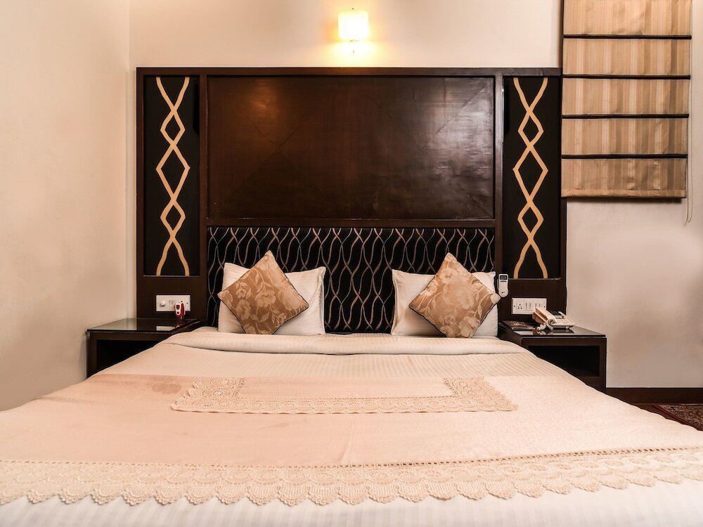 Фото Oyo 644 Hotel Haris Court