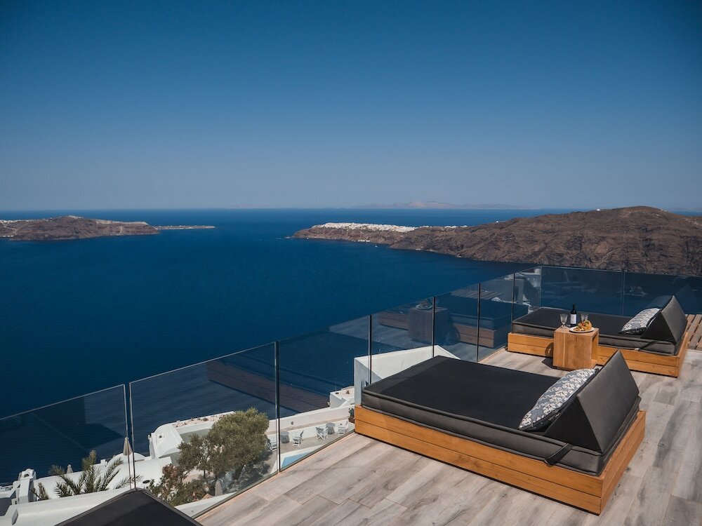 Фото Galaxy Suites & Villas