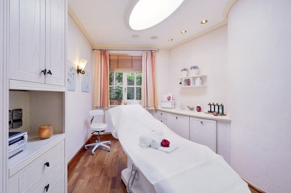 Фото Hotel Landhaus Wachtelhof