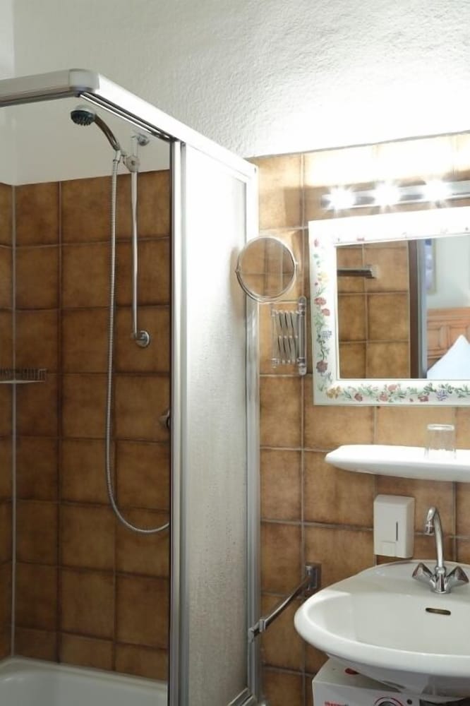 Фото Hotel Avalon