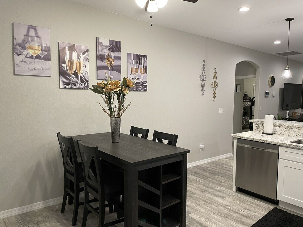 Фото Available Now Brand New Pool Home