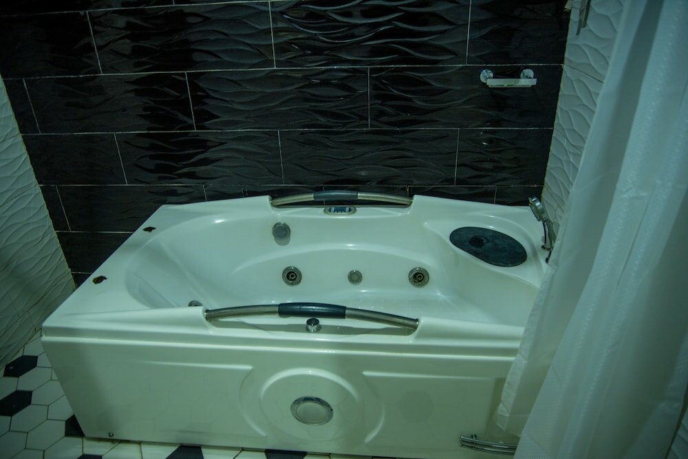 Фото Kelin Hotel & Suite