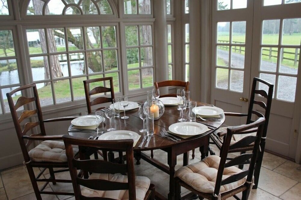 Фото Thornton Manor Estates