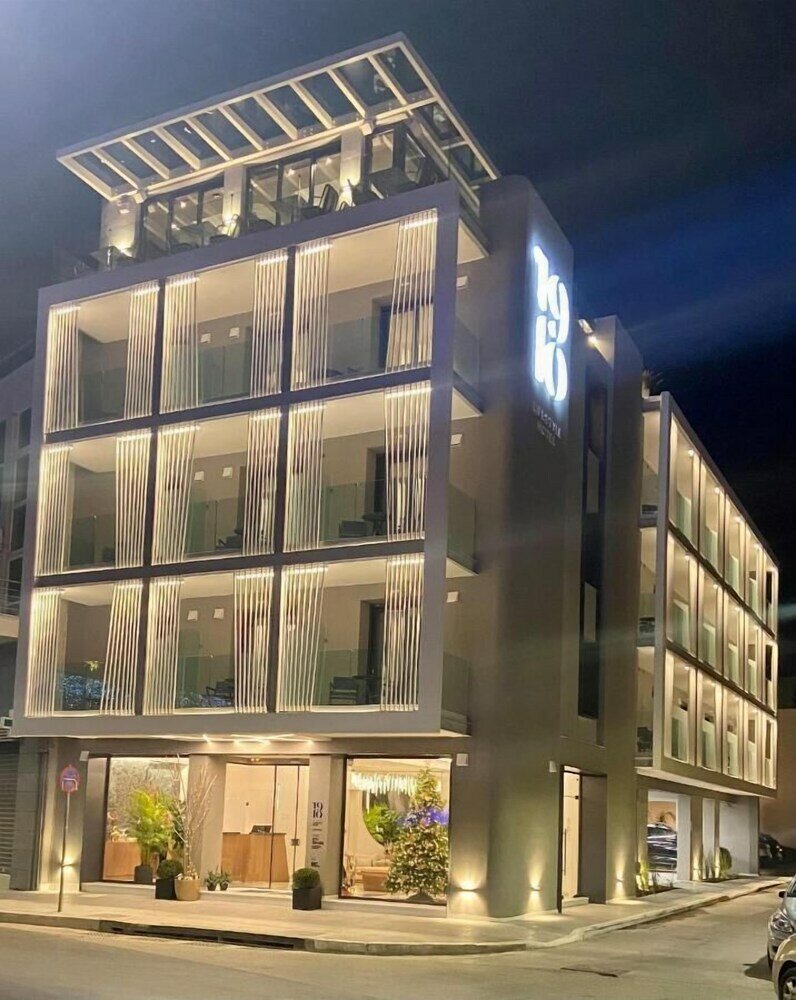 Фото отеля 1