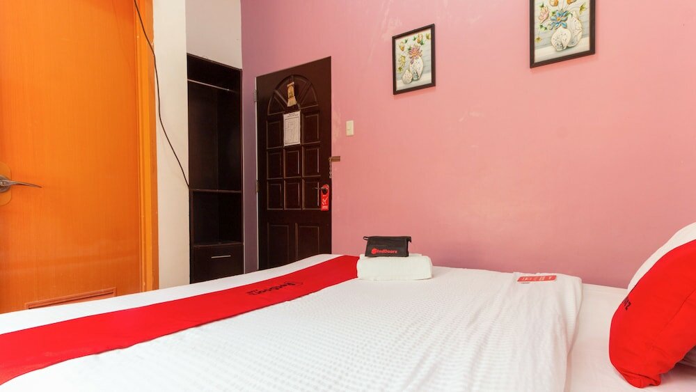 Фото RedDoorz near Robinsons North Tacloban