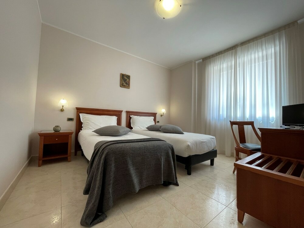 Фото Hotel San Pio