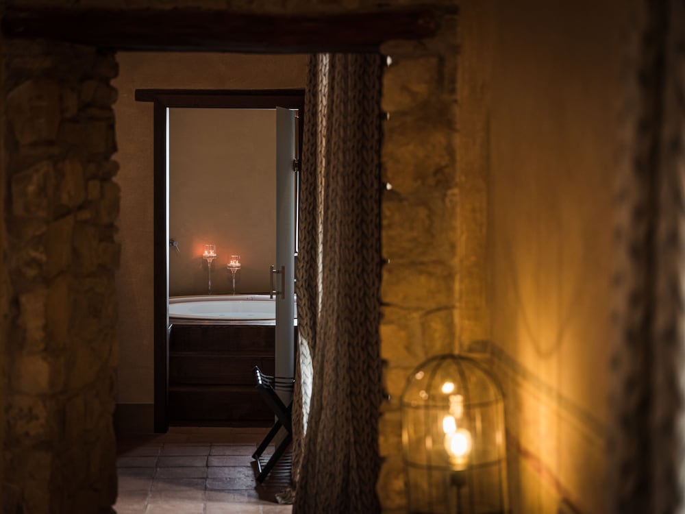 Фото Castello di Rocca Cilento