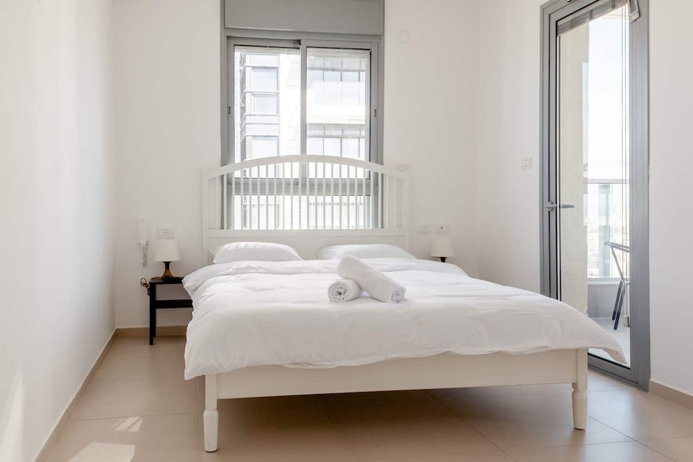 Фото SeaPark Luxury Apartments	