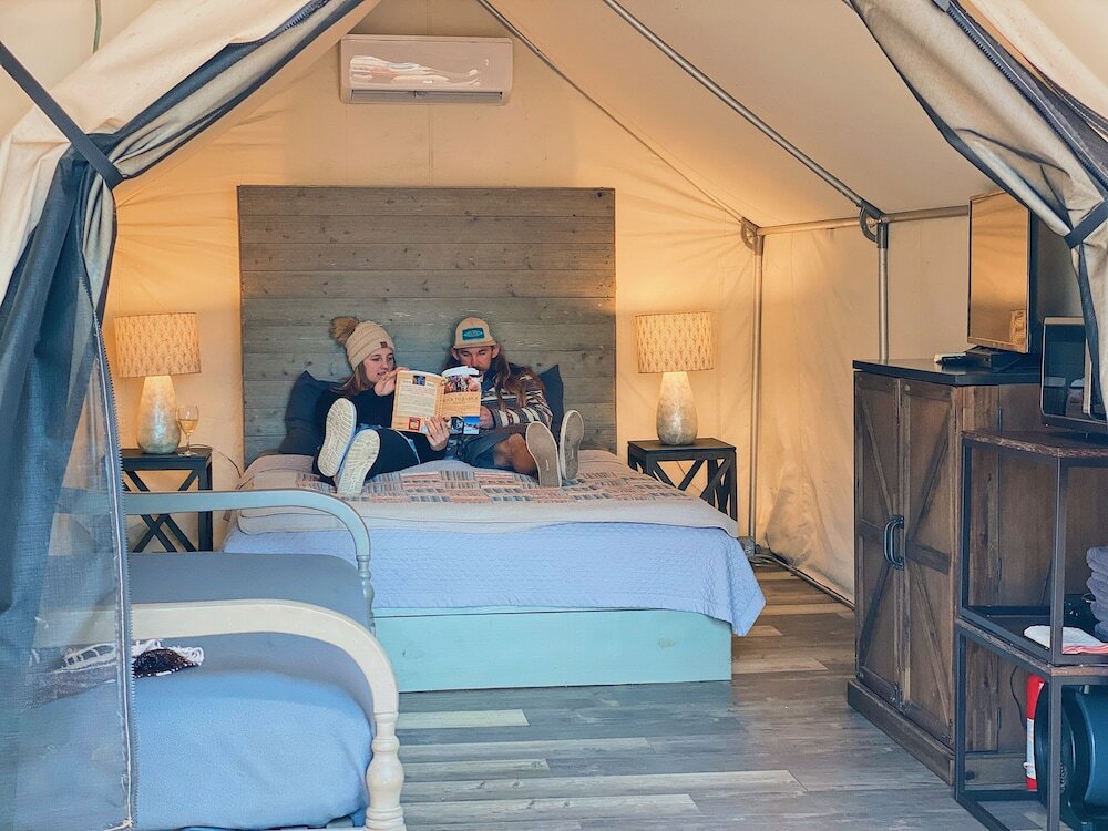 Фото 13 Blue River Camp - Glamping Cabin