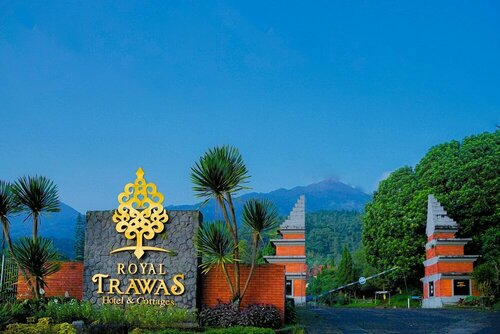 Гостиница Royal Trawas Hotel & Cottages