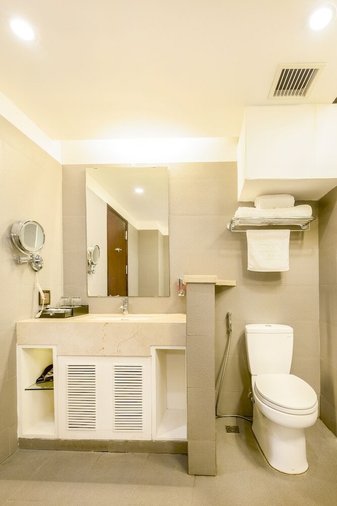 Фото Hong Ha Hotel