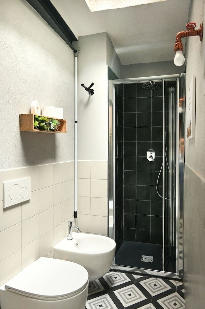 Фото Urban Blue Guest House