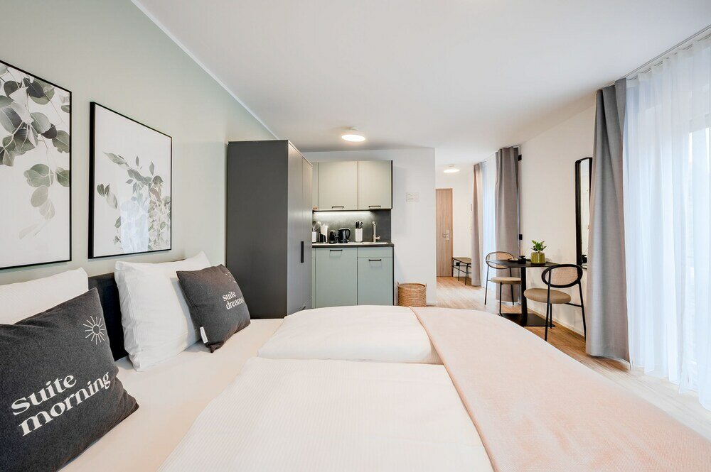 Фото Limehome Metzingen Wilhelmstr