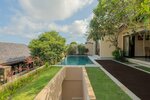 Villa Venta by Maheswara
