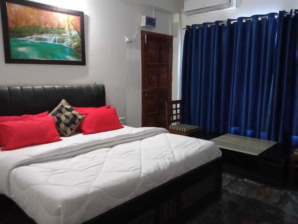 Фото Hotel Sheetal Tower