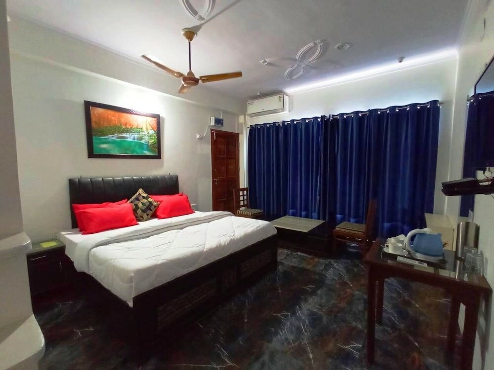 Фото Hotel Sheetal Tower