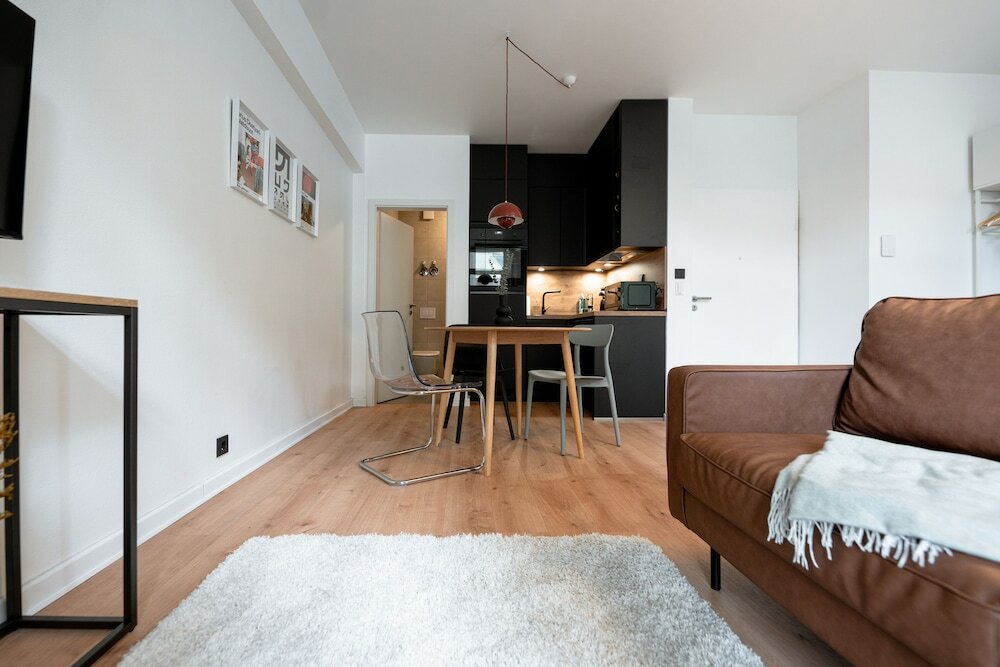 Фото Renovated Chic Studio 5 Min to City Ctr