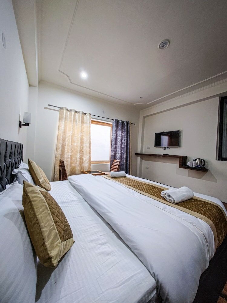 Фото Hotel Hill Top Heaven