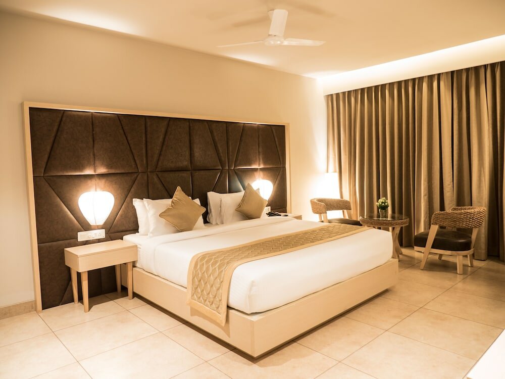 Фото Cholaa Dynasty - A Bergamont Hotel