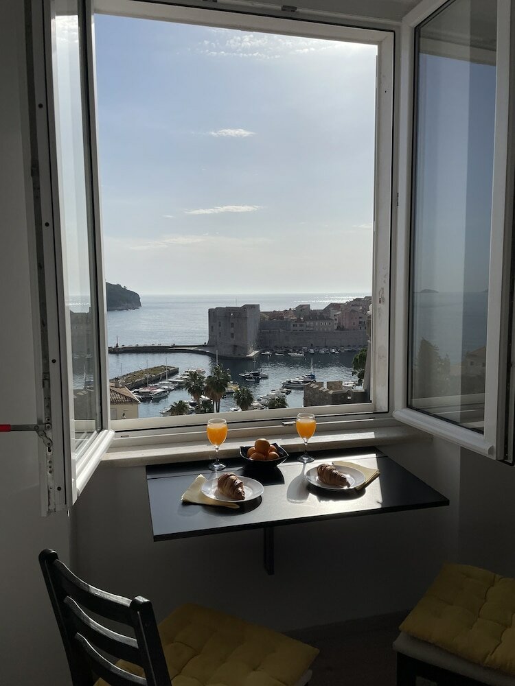 Фото Brizo Apartments