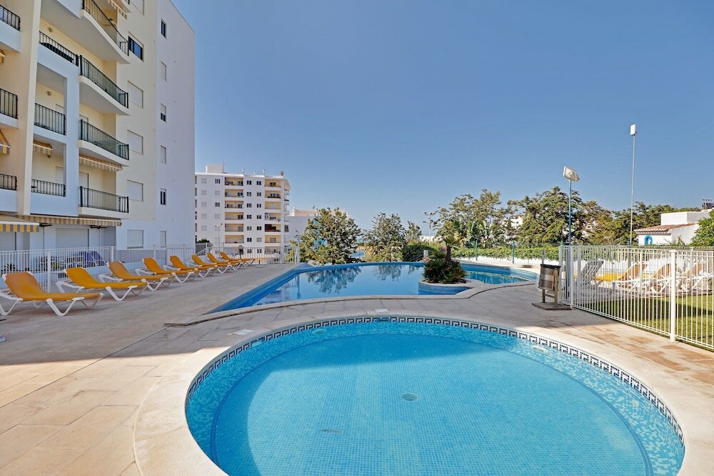 Фото Armação De Pera Central by Homing