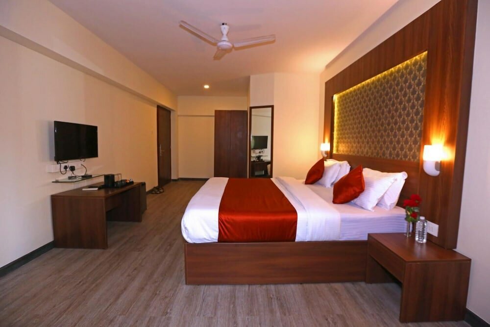 Фото Hotel Shantidoot