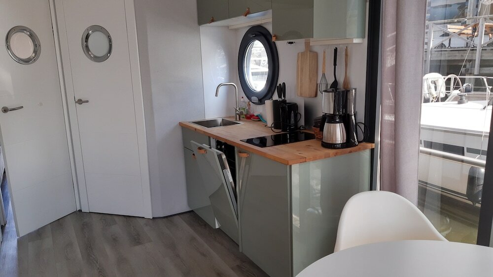 Фото La Mare Resort