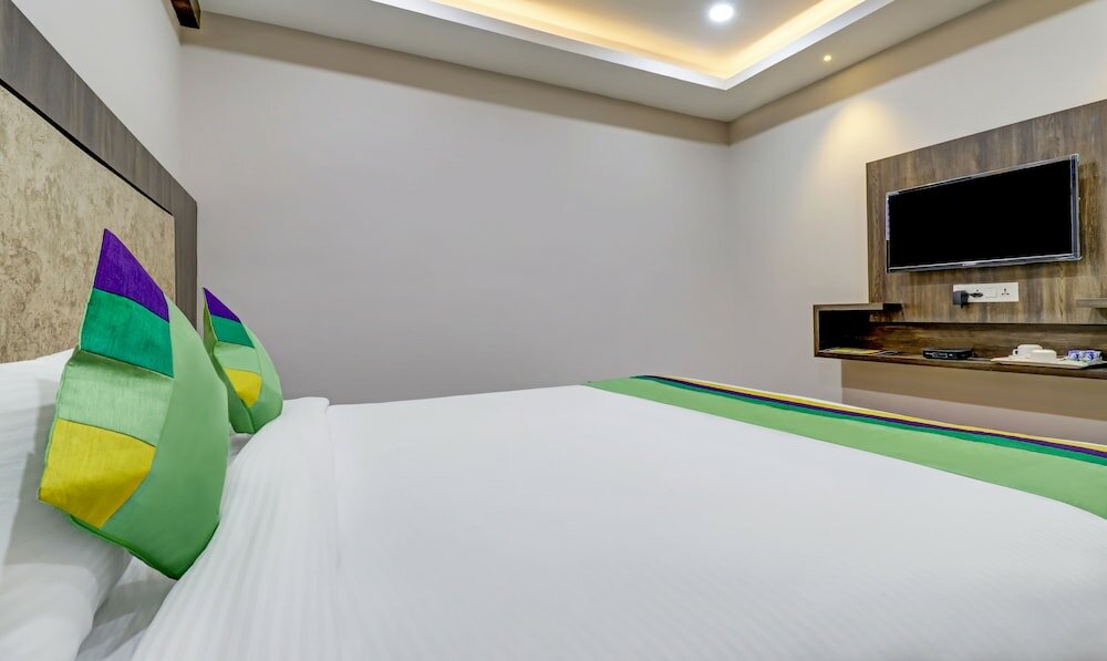 Фото Hotel Bikalal