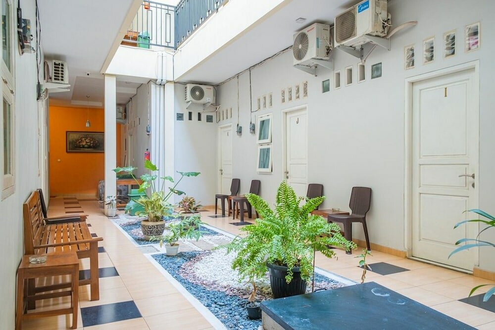 Фото RedDoorz Syariah near Grand Kota Bintang