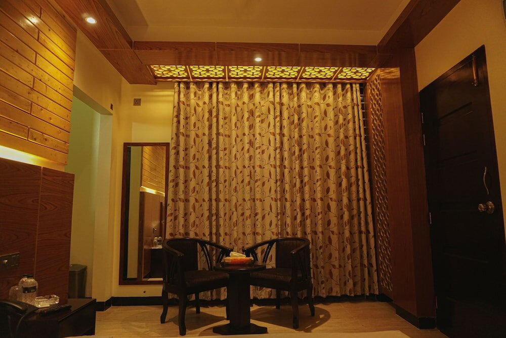 Фото Hotel Musafir