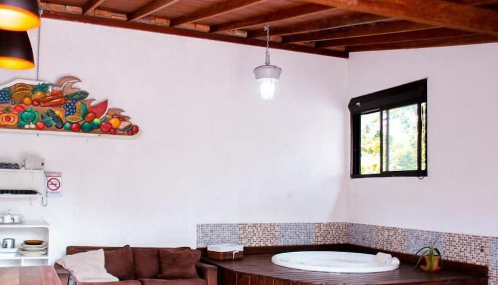 Фото Hostel House Santinho