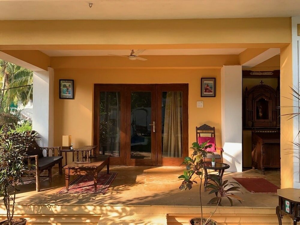 Фото Casa Candolim Beach Front