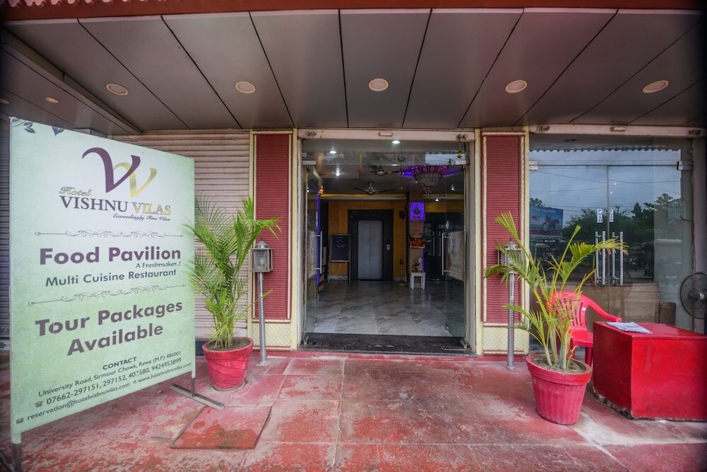 Фото Hotel Vishnu Villas