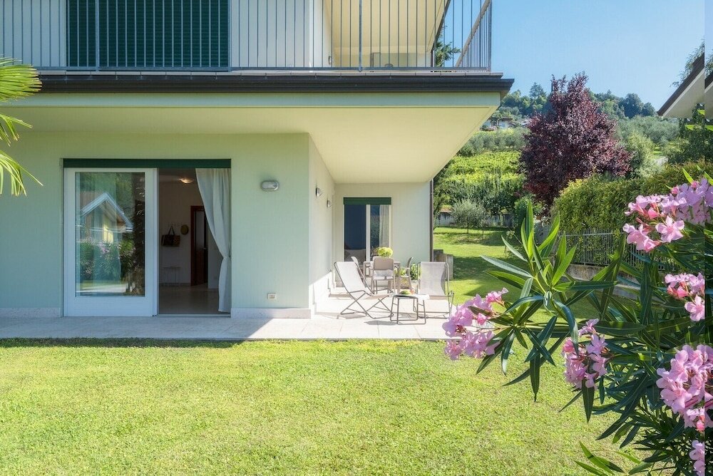 Фото La Busa Apartments