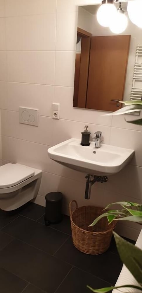 Фото Large Flat In The Heart Of The City Center - Parking