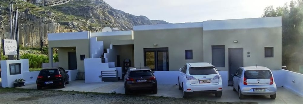 Фото Plakias Suites