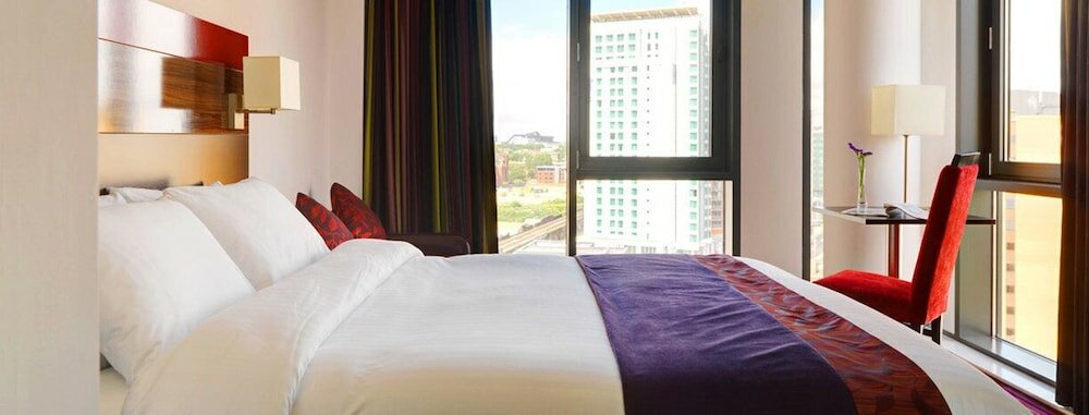 Фото Clayton Hotel Cardiff